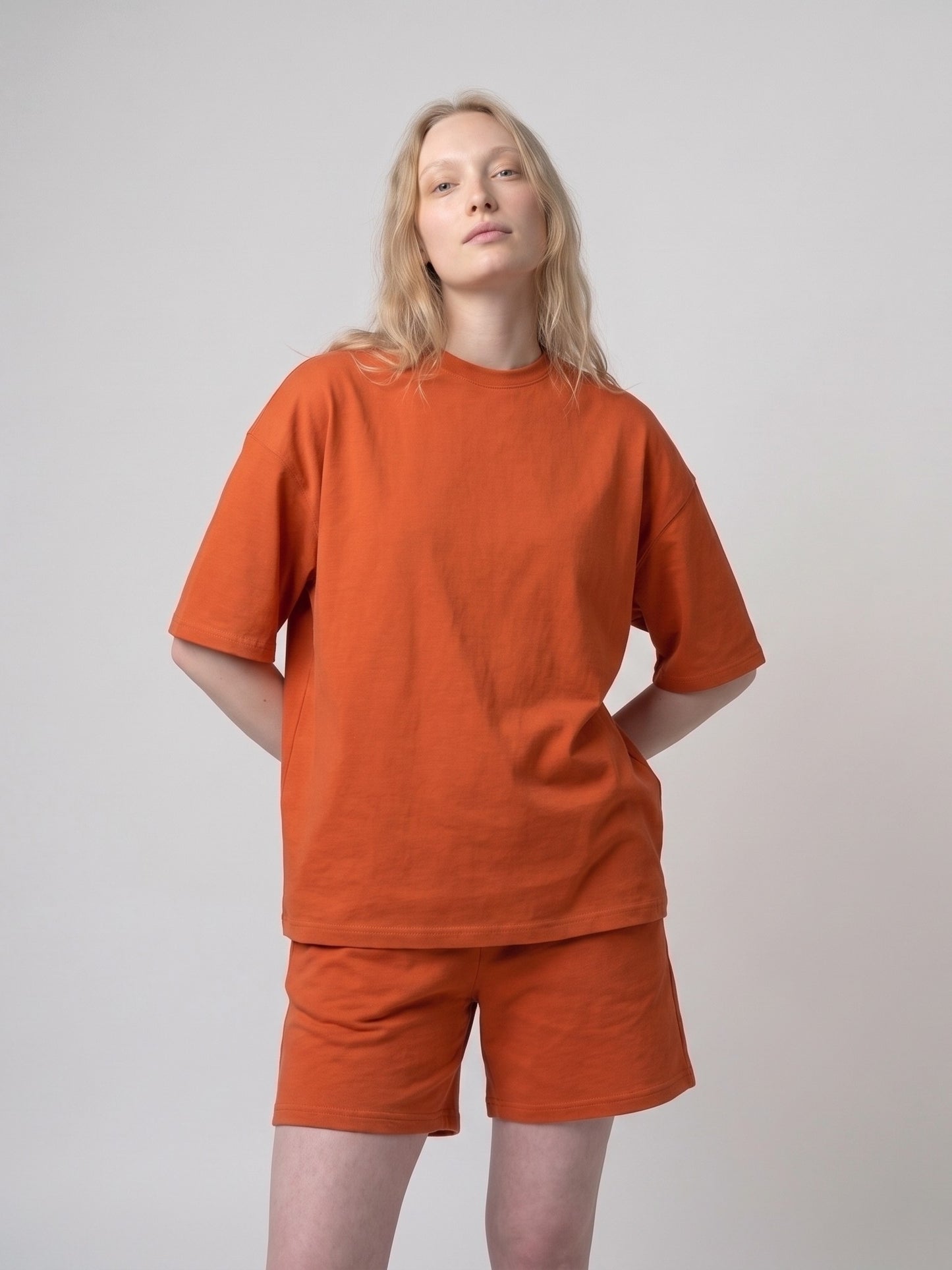 SIGNATURE BOXY T-SHIRT